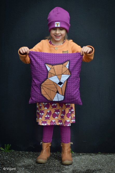 Canvas COZY PILLOW Panel by Lycklig Design BEERE